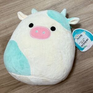 Belana Cow Squishmallow